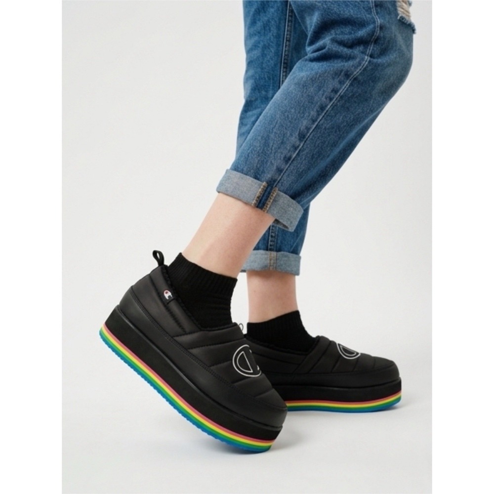 (b1/10)Champion Womens Size 11 Hot Stuff Black Platform Slippers ShoesChampion